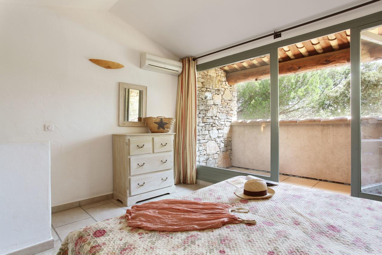 Residence Odalys La Bastide Des Chenes Gordes Exterior foto