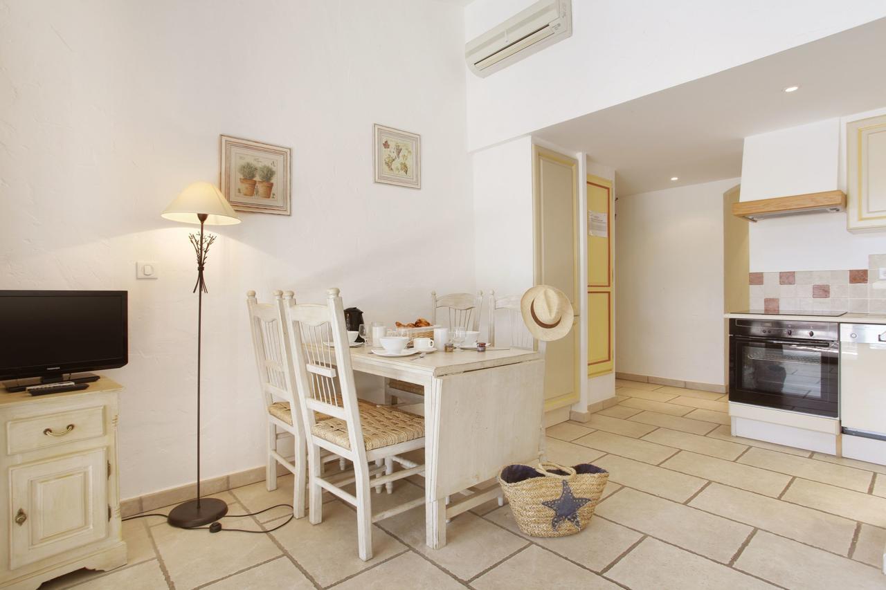 Residence Odalys La Bastide Des Chenes Gordes Exterior foto